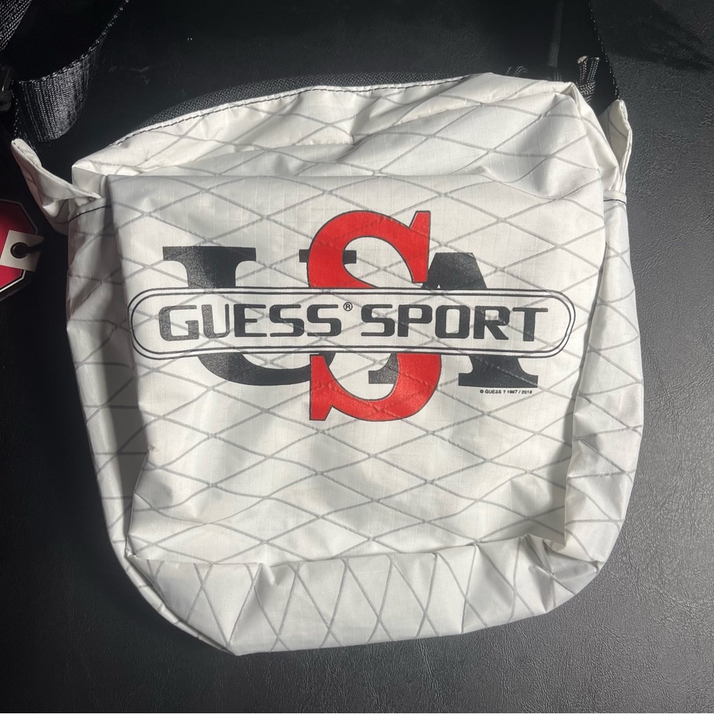 NWT Guess Originals Crossbody Bag OS White/black - Picture 4 of 5